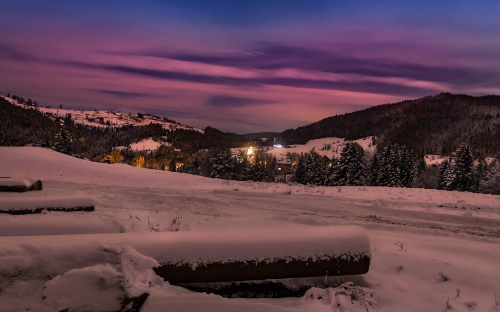 夜間授乳に最適な暖色のライトはどれ？